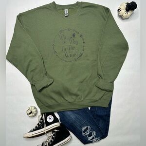 Custom Halloween sweatshirt, fun “witch way to the wine” size Large